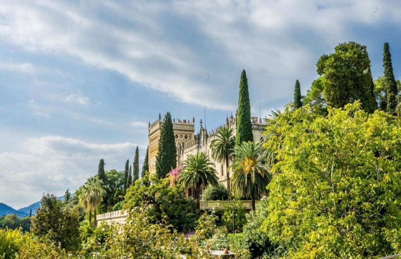 Perseo Apartment - 200M Dal Lago Di Garda Sirmione Luaran gambar
