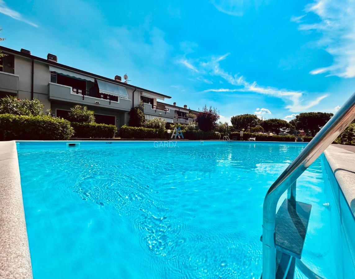 Perseo Apartment - 200M Dal Lago Di Garda Sirmione Luaran gambar