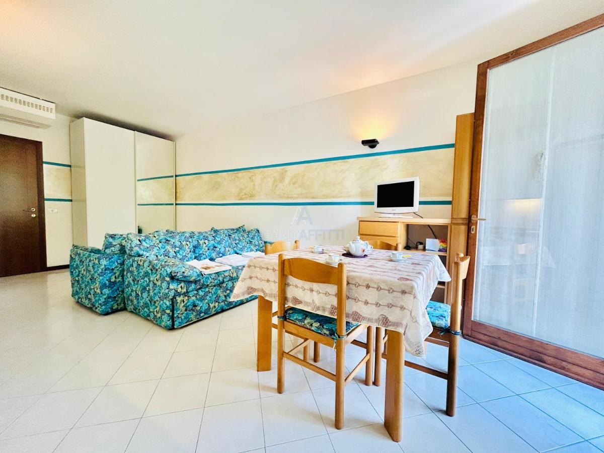 Perseo Apartment - 200M Dal Lago Di Garda Sirmione Luaran gambar