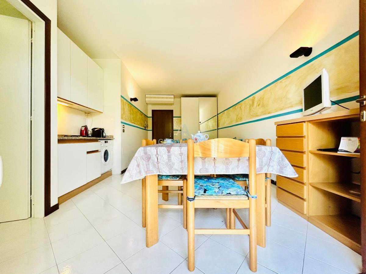 Perseo Apartment - 200M Dal Lago Di Garda Sirmione Luaran gambar