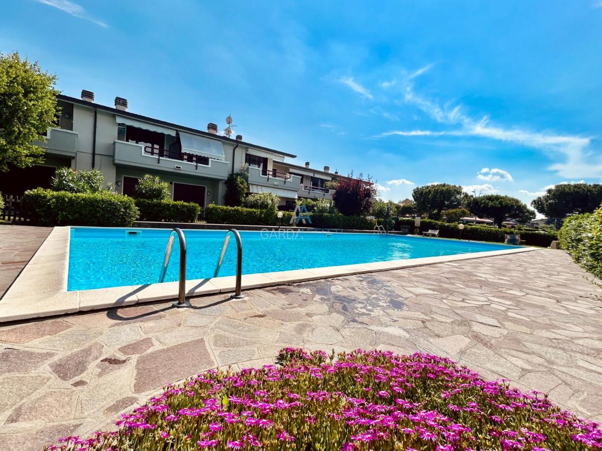 Perseo Apartment - 200M Dal Lago Di Garda Sirmione Luaran gambar